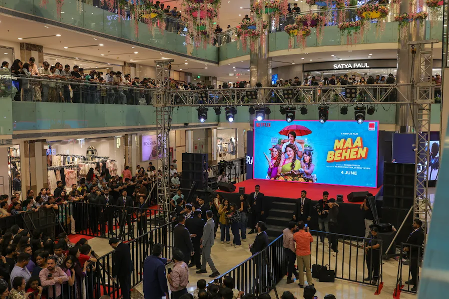 Mall movie promotion services