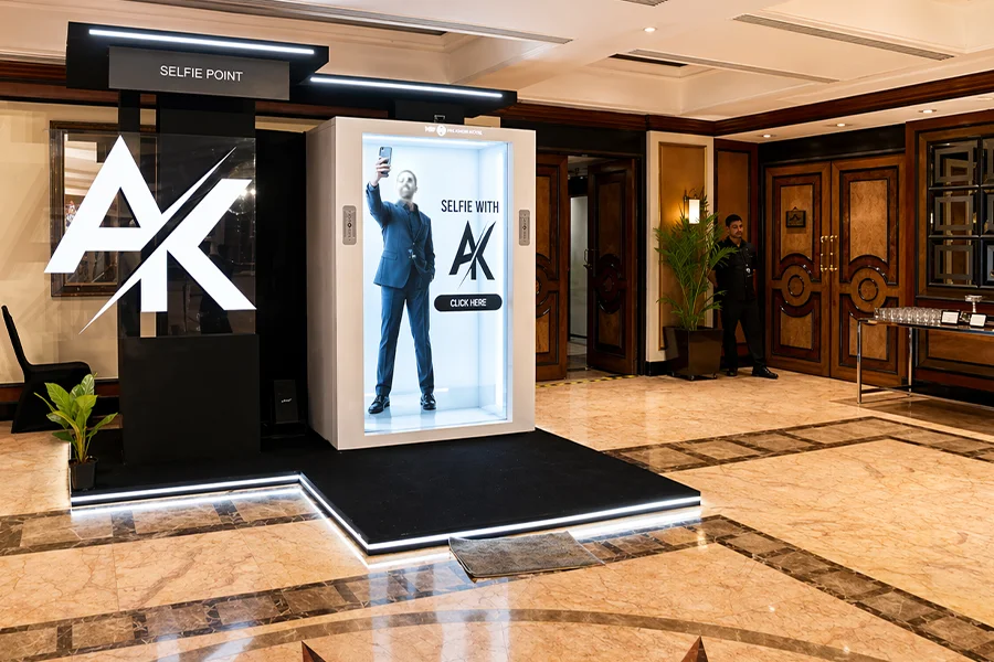 Advanced 3D display technology used in modern event experiences